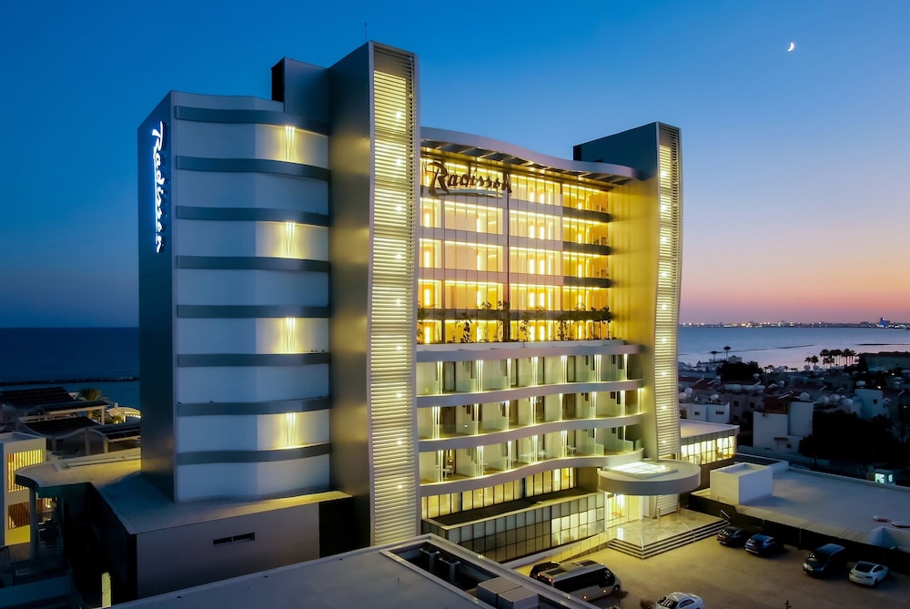 Radisson Beach Resort Larnaca — Hotel building in Oroklini, Larnaca Region