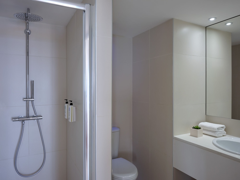 Atlantica Sea Breeze - Adults Only — Hotel rooms in Protaras, Famagusta Region