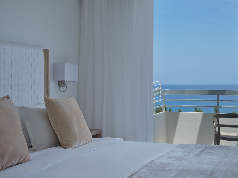 Atlantica Sea Breeze - Adults Only — Hotel rooms in Protaras, Famagusta Region