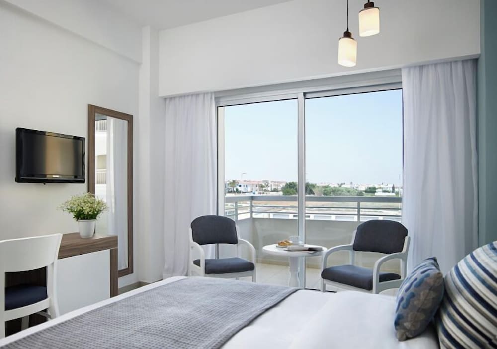 Atlantica Sea Breeze - Adults Only — Hotel rooms in Protaras, Famagusta Region