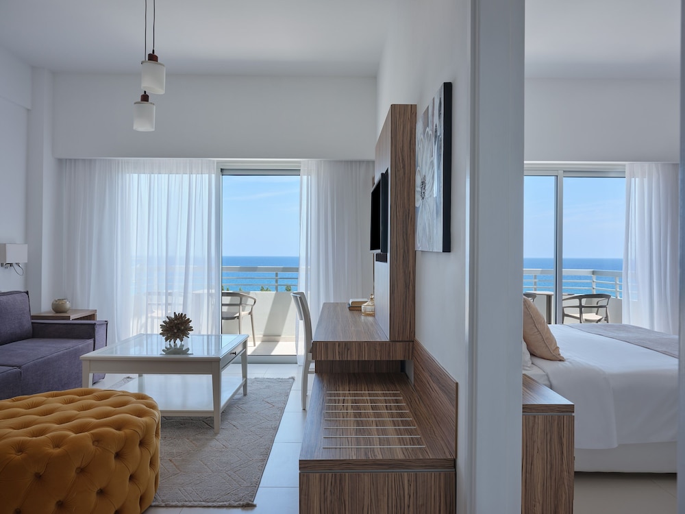 Atlantica Sea Breeze - Adults Only — Hotel rooms in Protaras, Famagusta Region
