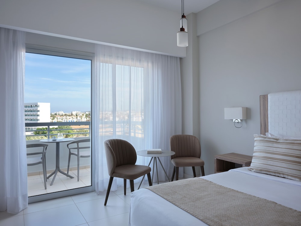 Atlantica Sea Breeze - Adults Only — Hotel rooms in Protaras, Famagusta Region
