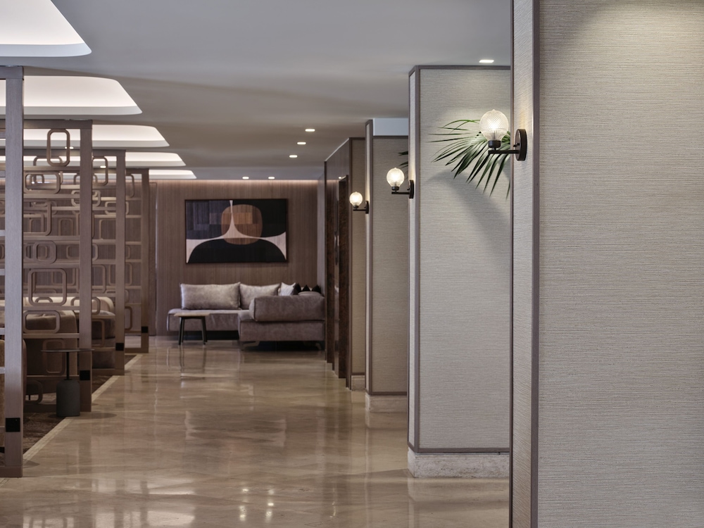 Atlantica Oasis — Hotel building in Limassol, Limassol Region