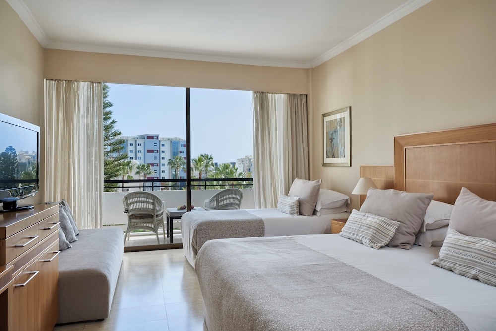 Atlantica Oasis — Hotel rooms in Limassol, Limassol Region