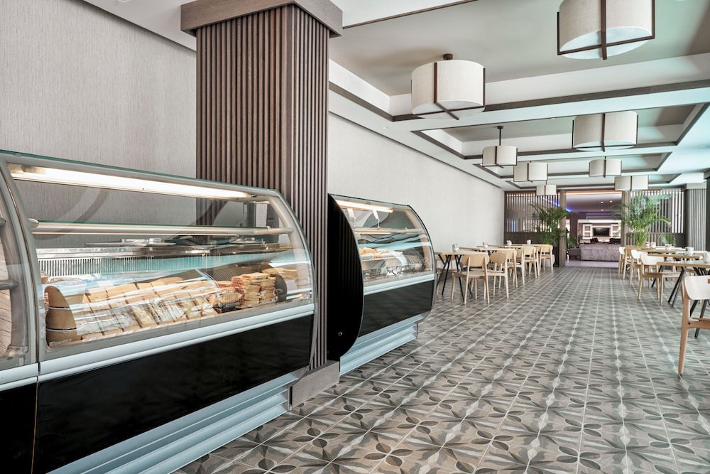 Atlantica Oasis — Restaurant & bars in Limassol, Limassol Region