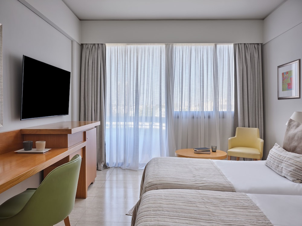 Atlantica Oasis — Hotel rooms in Limassol, Limassol Region