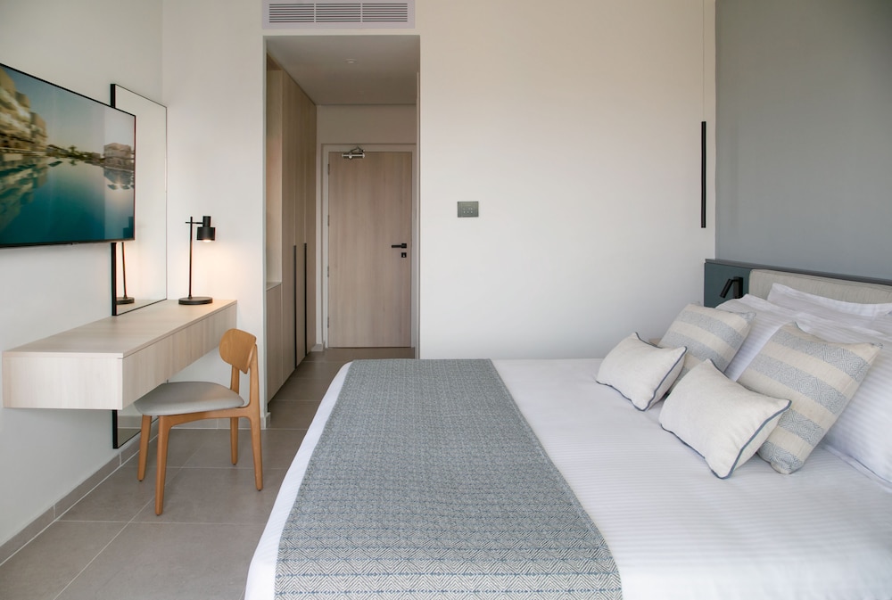 Atlantica Aqua Blue Hotel — Hotel rooms in Protaras, Famagusta Region