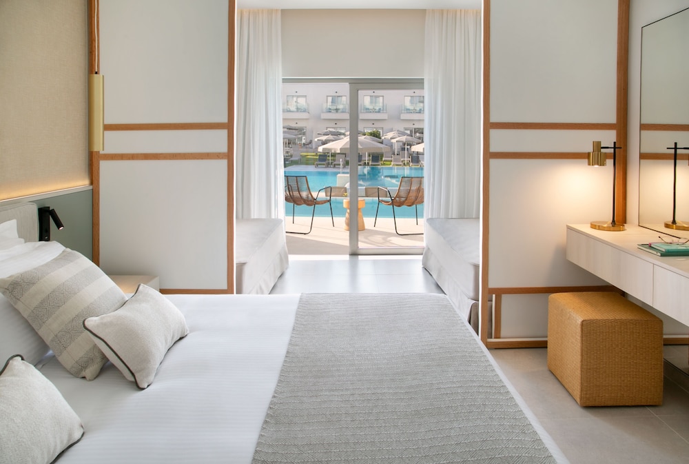 Atlantica Aqua Blue Hotel — Hotel rooms in Protaras, Famagusta Region