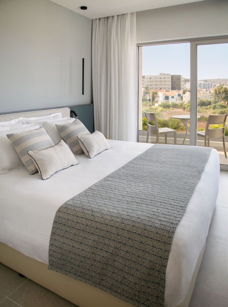 Atlantica Aqua Blue Hotel — Hotel rooms in Protaras, Famagusta Region