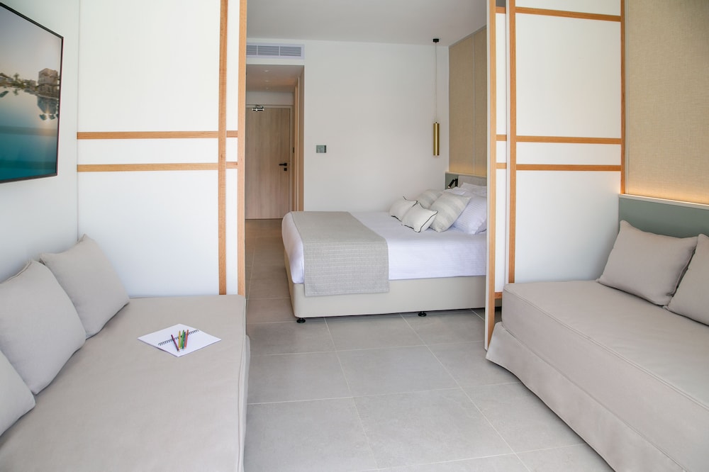 Atlantica Aqua Blue Hotel — Hotel rooms in Protaras, Famagusta Region