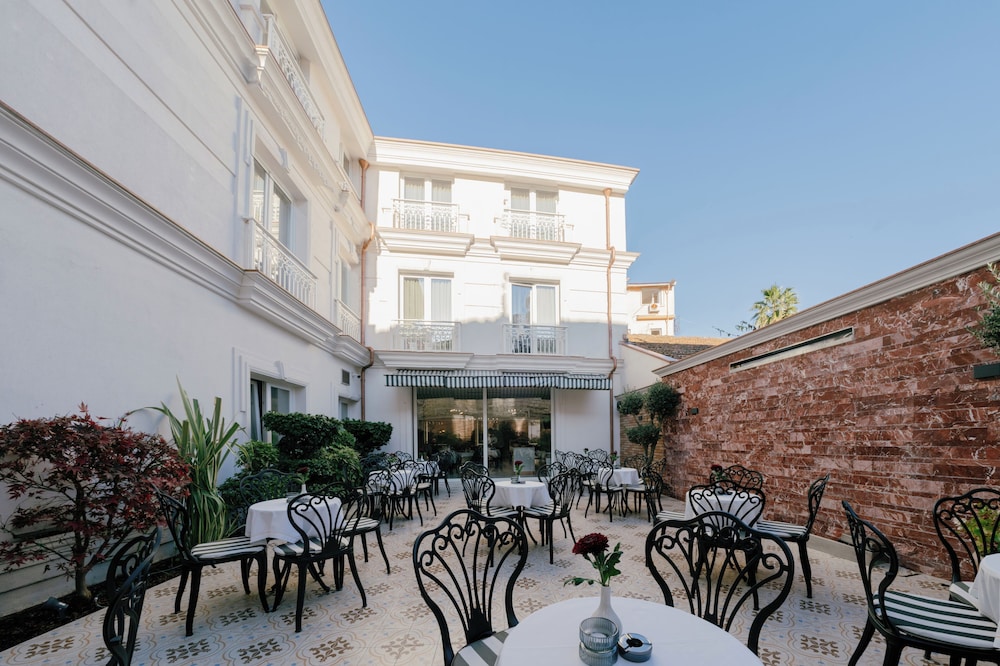 Moenia Boutique Hotel - zdjęcie 2