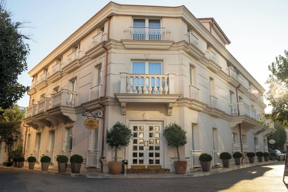 Moenia Boutique Hotel