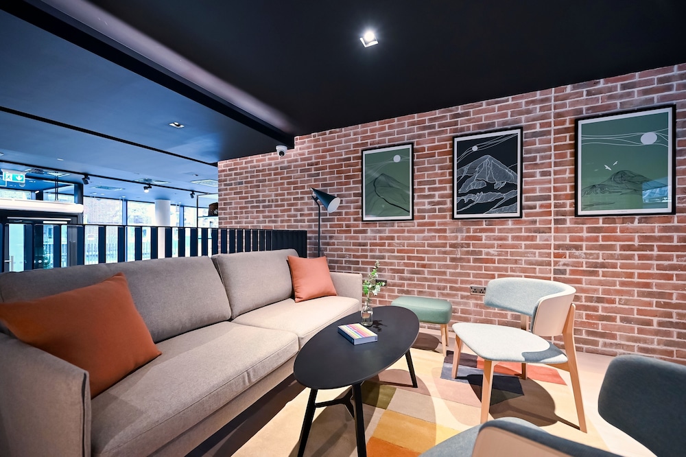 Staycity Aparthotels, Dublin, Mark Street — Hotel building in Dublin, Dublin City