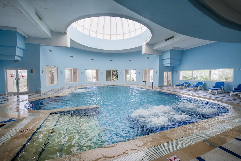 Medina Les Quatre Saisons Aqua Park Resort & Thalasso Djerba — Swimming pool in Midoun, Medenine