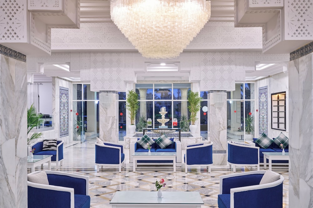 Medina Les Quatre Saisons Aqua Park Resort & Thalasso Djerba — Hotel building in Midoun, Medenine