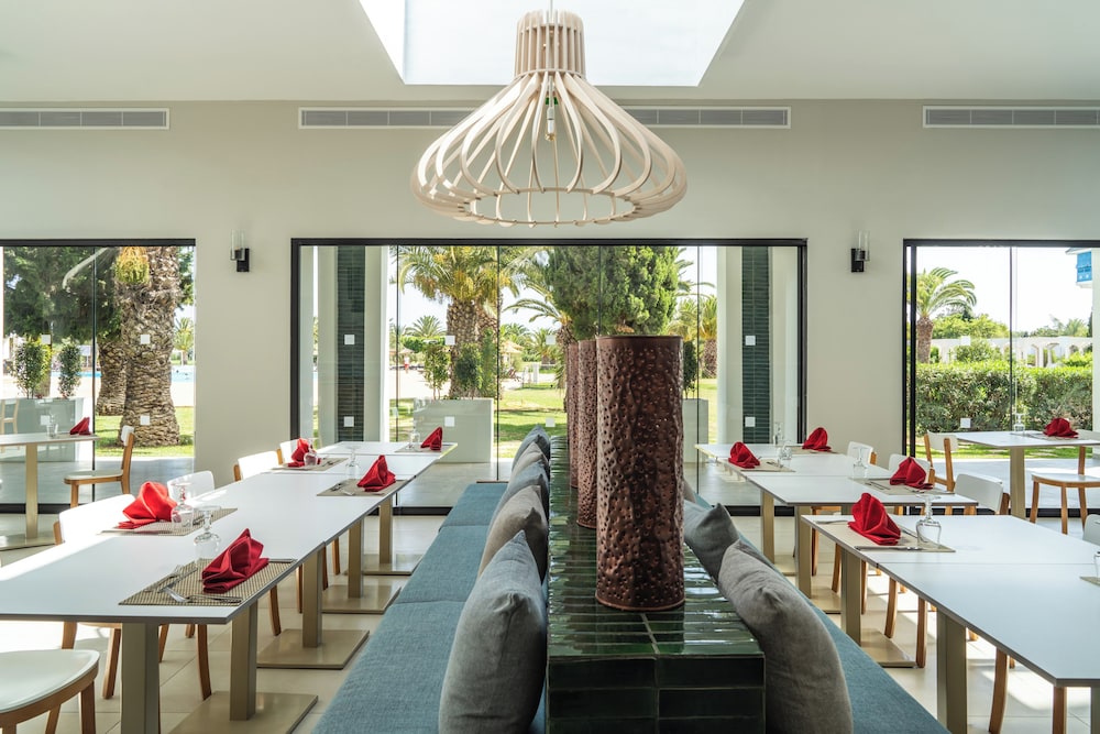 The Mirage Resort & SPA — Restaurant & bars in Hammamet, Nabeul
