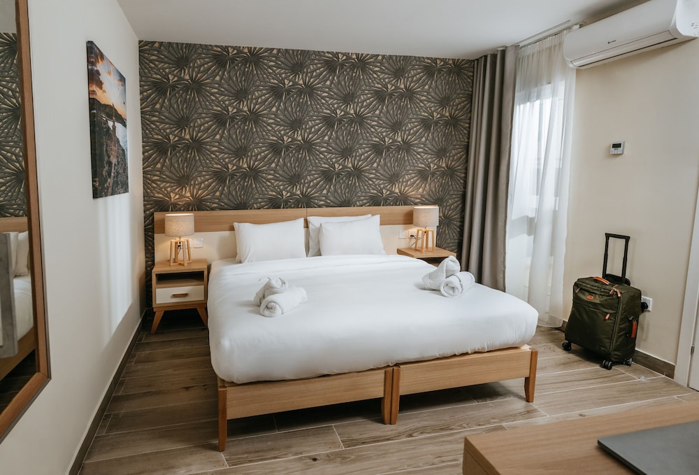 Ta' Tereza In Manwel Dimech — Hotel rooms in Sliema, Malta Island