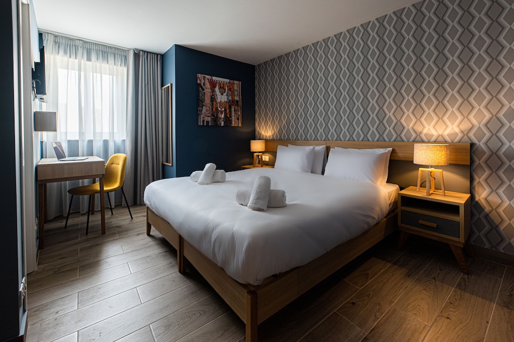 Ta' Tereza In Manwel Dimech — Hotel rooms in Sliema, Malta Island