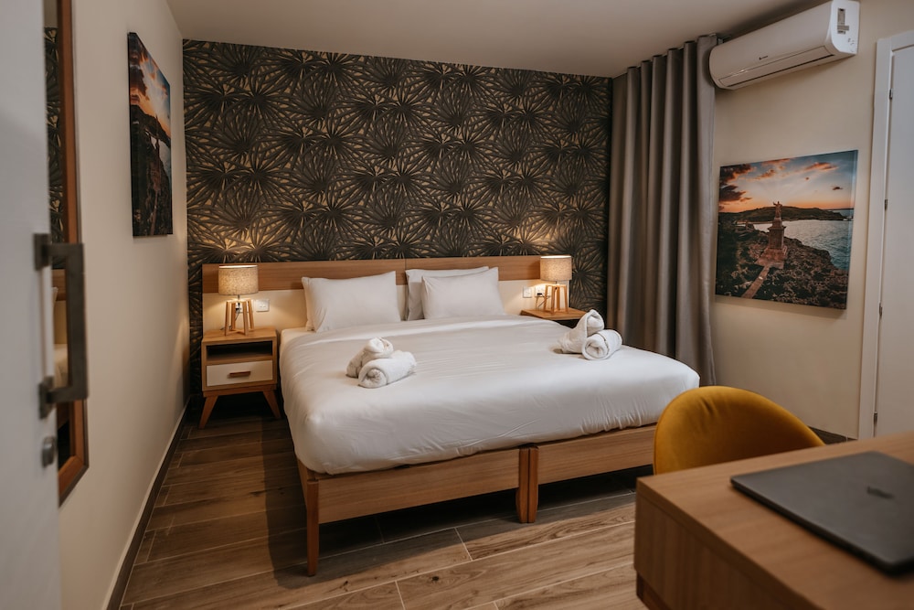 Ta' Tereza In Manwel Dimech — Hotel rooms in Sliema, Malta Island