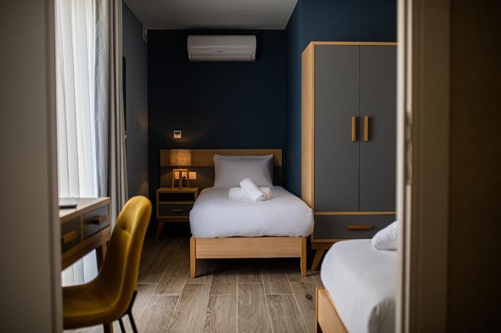 Ta' Tereza In Manwel Dimech — Hotel rooms in Sliema, Malta Island