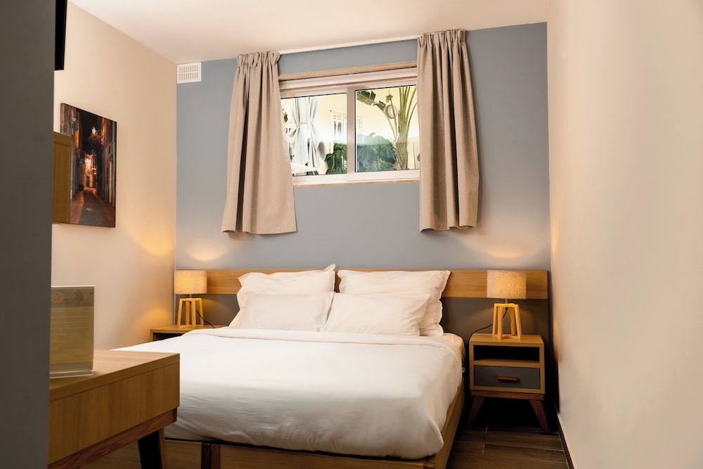 Ta' Tereza In Manwel Dimech — Hotel rooms in Sliema, Malta Island