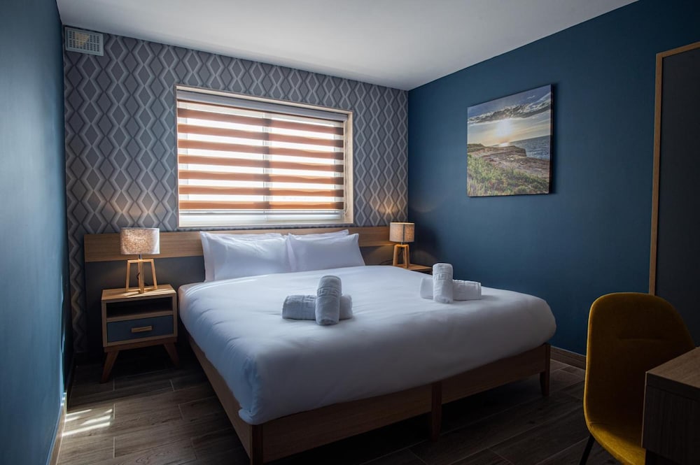 Ta' Tereza In Manwel Dimech — Hotel rooms in Sliema, Malta Island