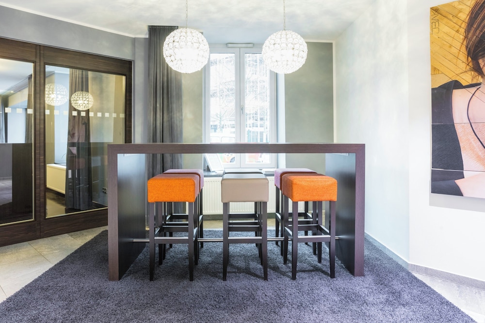 Garner Hotel Berlin - Mitte by IHG — Restaurant & bars in Berlin, Berlin