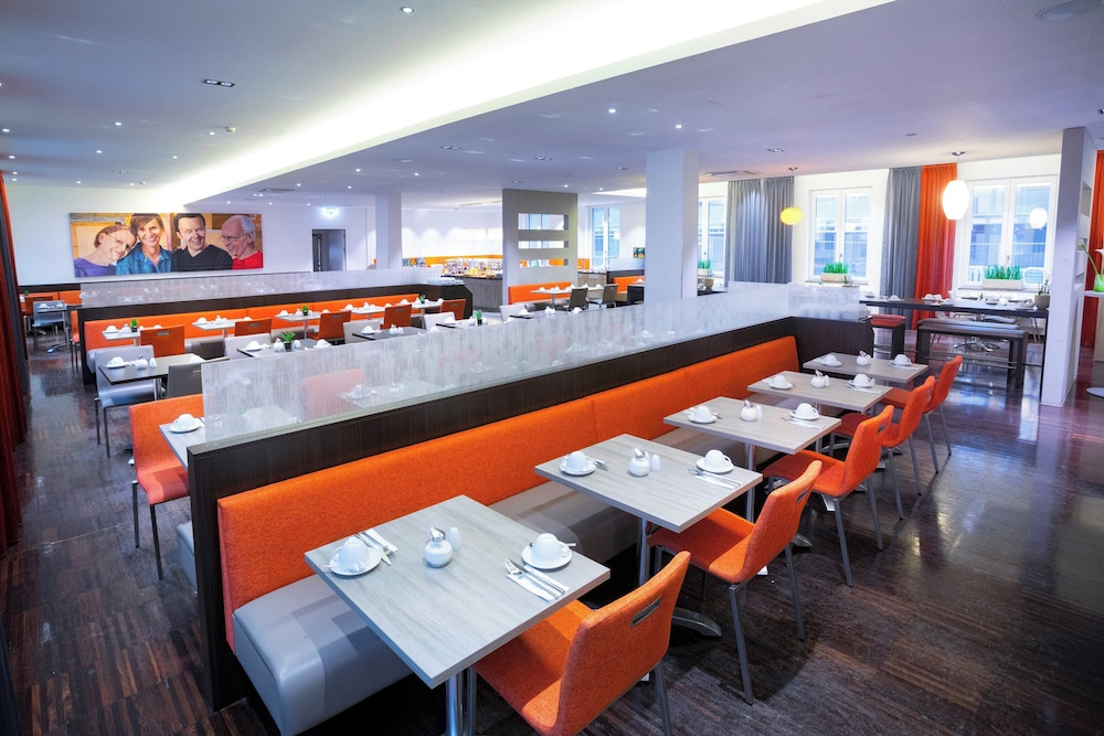 Garner Hotel Berlin - Mitte by IHG — Restaurant & bars in Berlin, Berlin