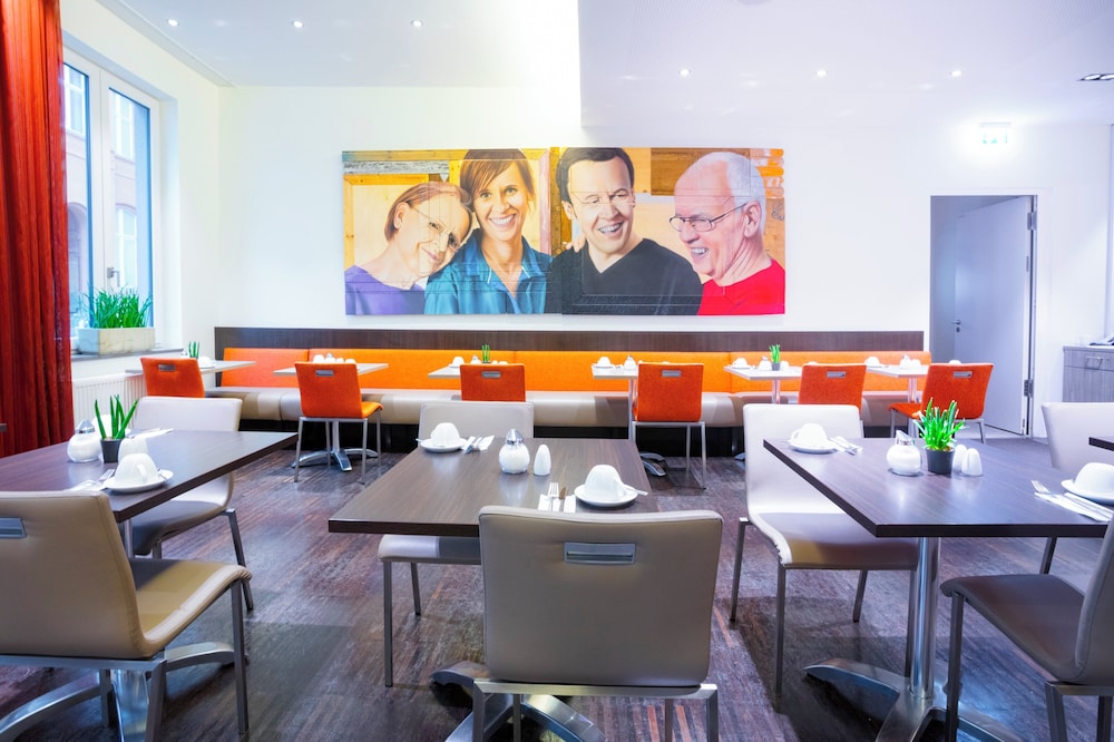 Garner Hotel Berlin - Mitte by IHG — Restaurant & bars in Berlin, Berlin
