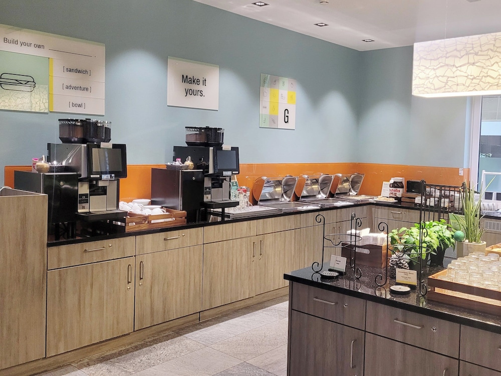 Garner Hotel Berlin - Mitte by IHG — Restaurant & bars in Berlin, Berlin