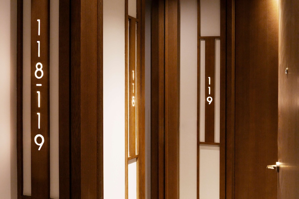 Radisson Collection Hotel, Magdalena Plaza Sevilla — Hotel building in Seville, Andalusia