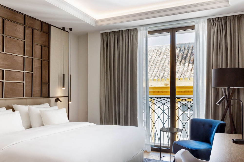 Radisson Collection Hotel, Magdalena Plaza Sevilla — Hotel rooms in Seville, Andalusia