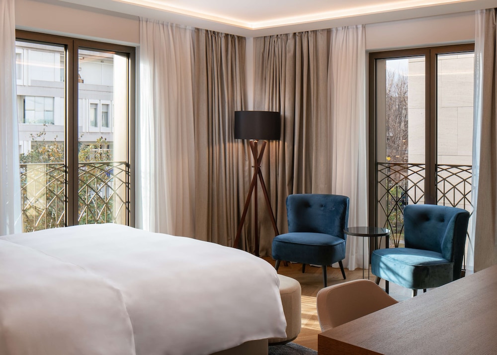 Radisson Collection Hotel, Magdalena Plaza Sevilla — Hotel rooms in Seville, Andalusia