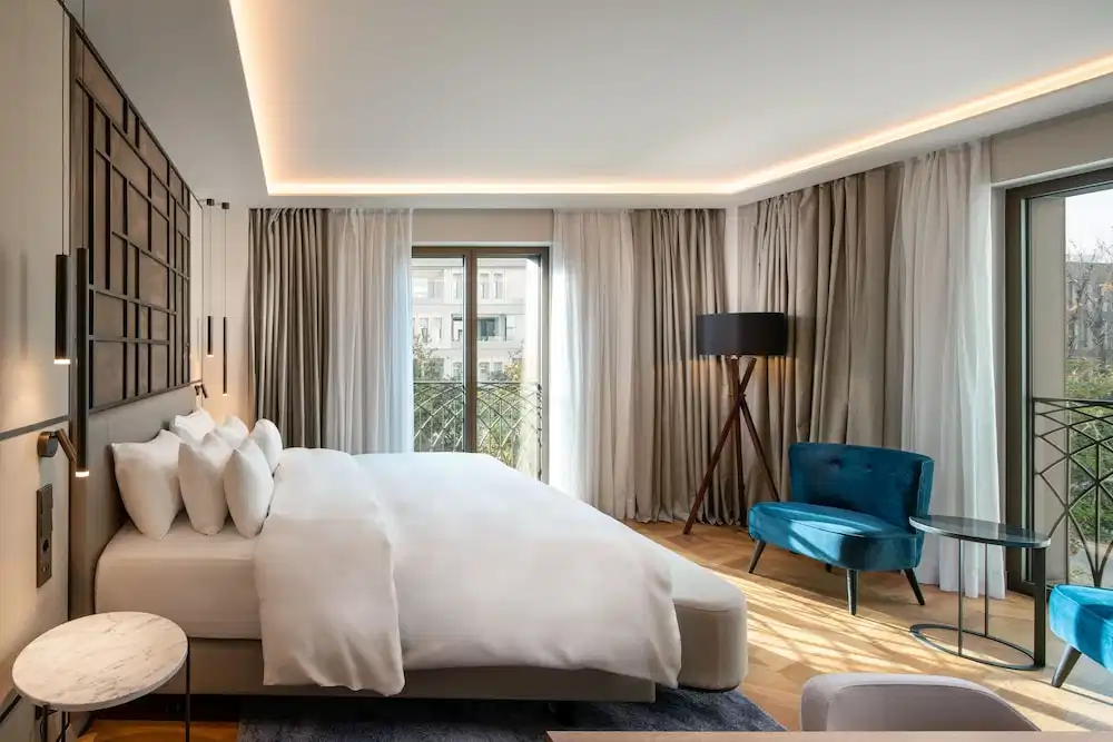 Radisson Collection Hotel, Magdalena Plaza Sevilla — Hotel rooms in Seville, Andalusia