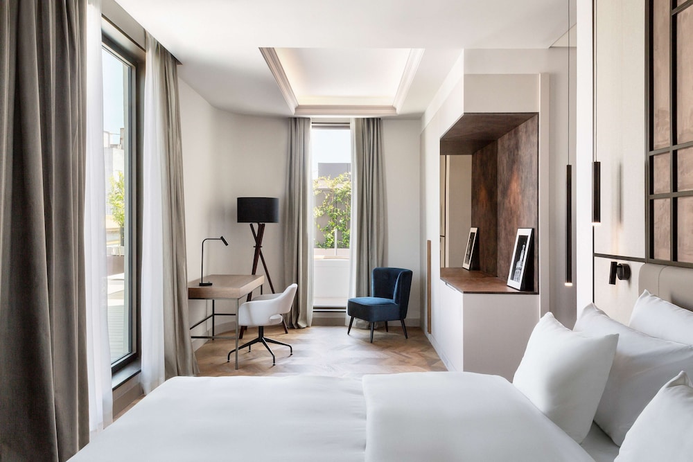 Radisson Collection Hotel, Magdalena Plaza Sevilla — Hotel rooms in Seville, Andalusia