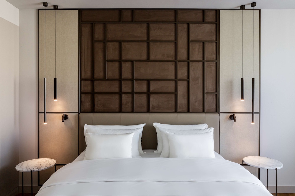 Radisson Collection Hotel, Magdalena Plaza Sevilla — Hotel rooms in Seville, Andalusia