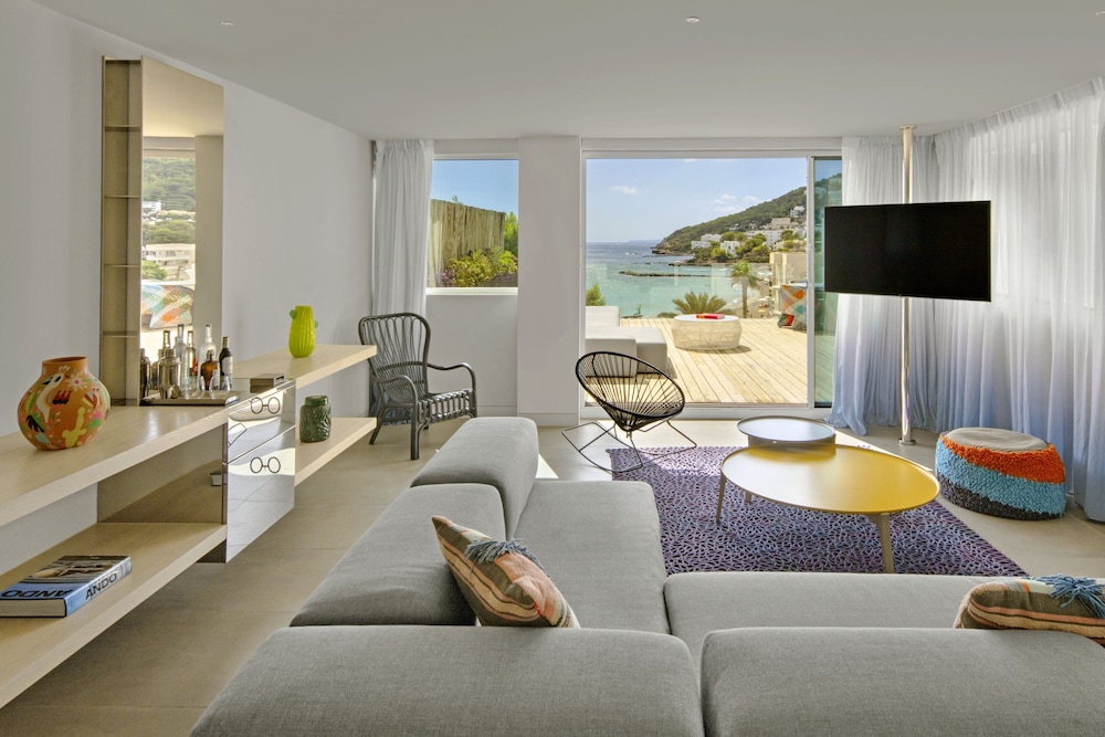 W Ibiza — Hotel rooms in Santa Eulalia, Balearic Islands