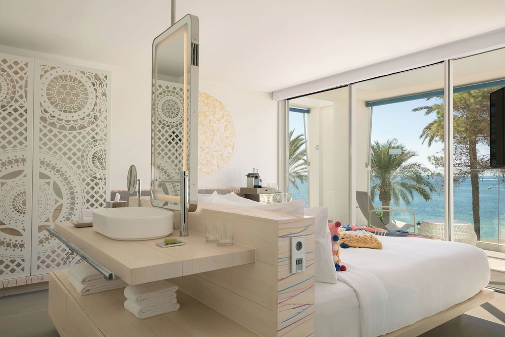 W Ibiza — Hotel rooms in Santa Eulalia, Balearic Islands