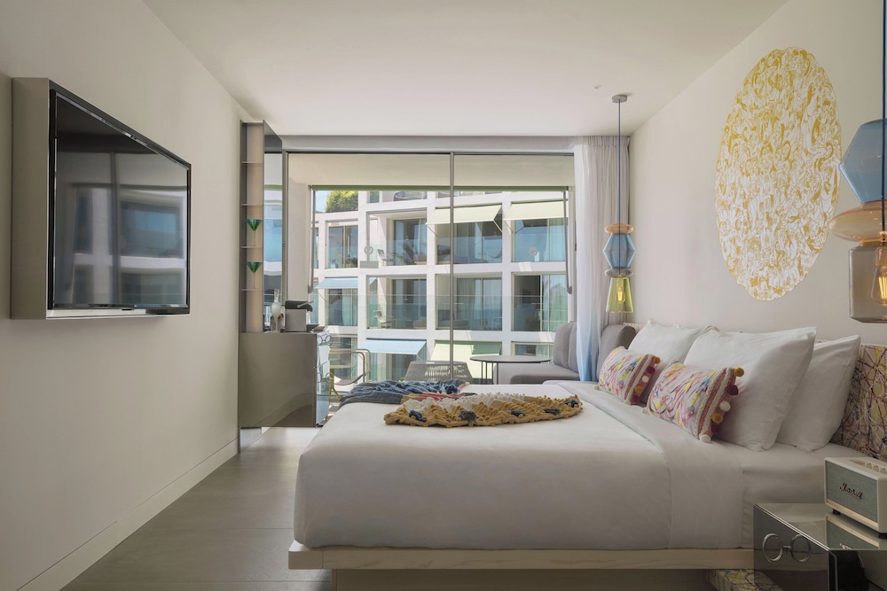 W Ibiza — Hotel rooms in Santa Eulalia, Balearic Islands