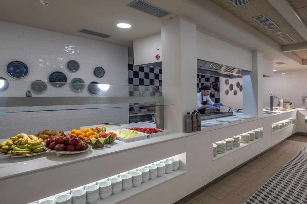 Hotel Rosamar Es Blau - Adults Only +21 — Restaurant & bars in Lloret de Mar, Catalonia