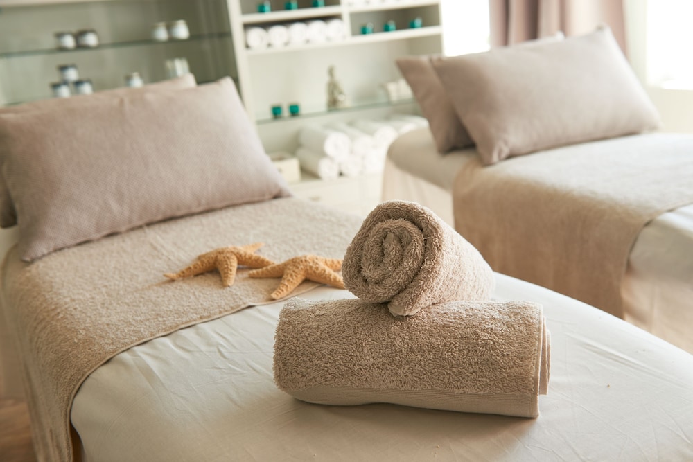 Protur Bonamar Hotel - Adults Only — Hotel rooms in Cala Bona, Balearic Islands