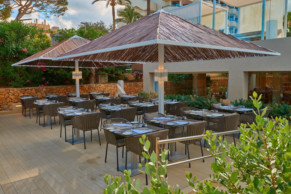 Protur Bonamar Hotel - Adults Only — Restaurant & bars in Cala Bona, Balearic Islands