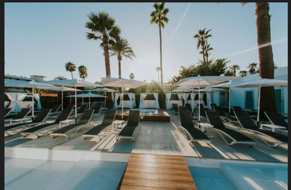 Sanom Beach Resort - Adults Only — Swimming pool in Playa del Ingles, Canary Islands