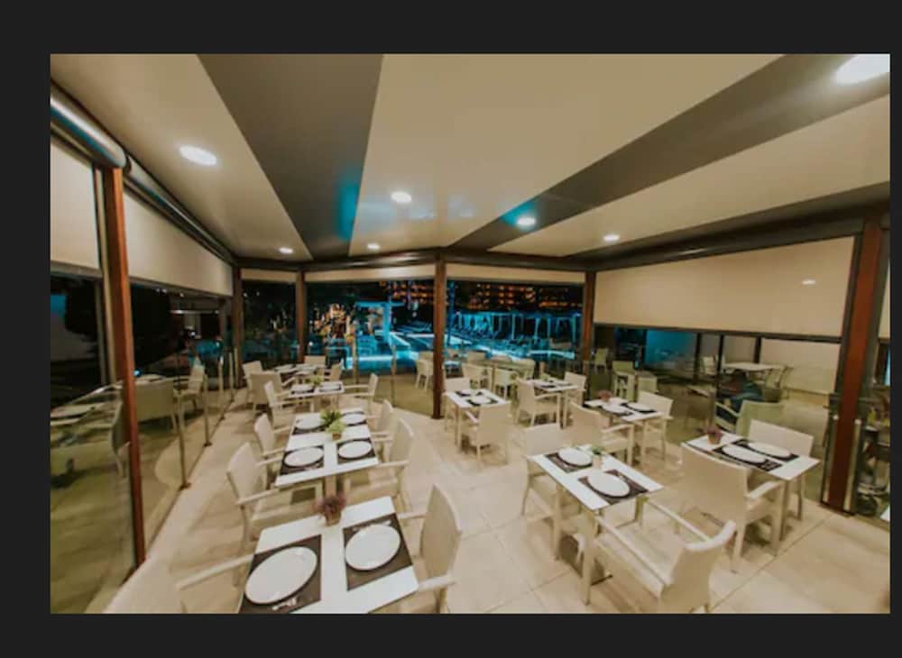 Sanom Beach Resort - Adults Only — Restaurant & bars in Playa del Ingles, Canary Islands