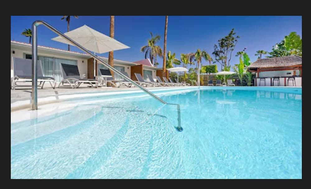 Sanom Beach Resort - Adults Only