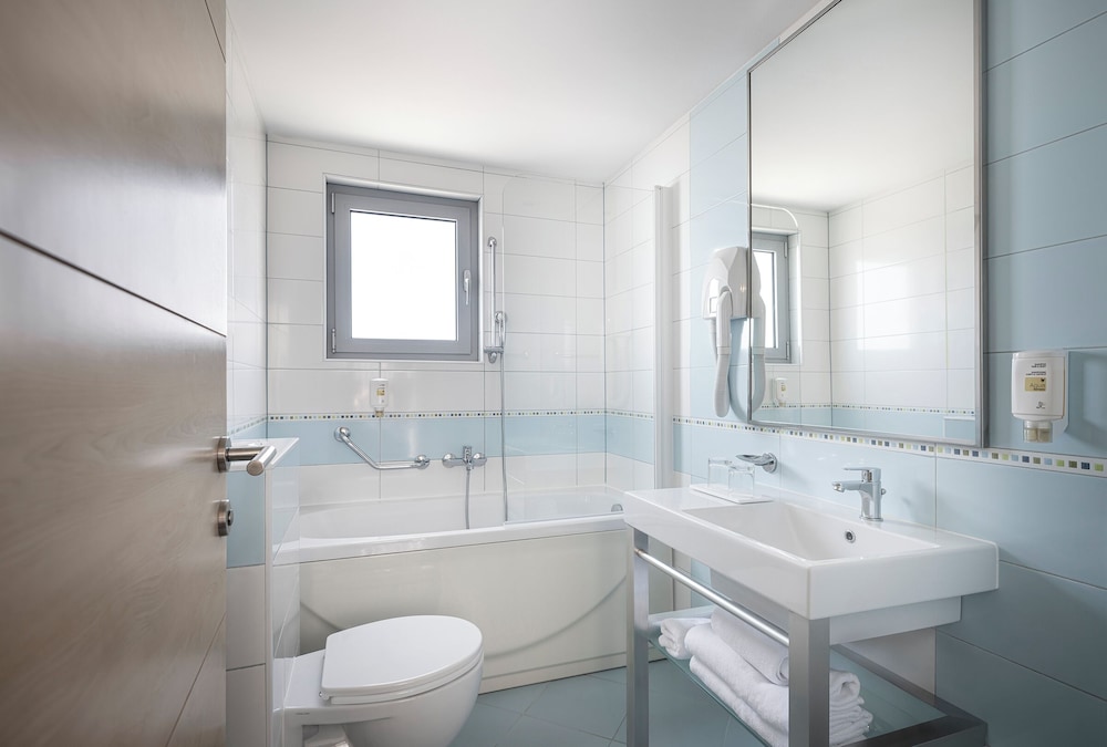Maistra Select Belvedere Resort — Hotel rooms in Vrsar, Istria