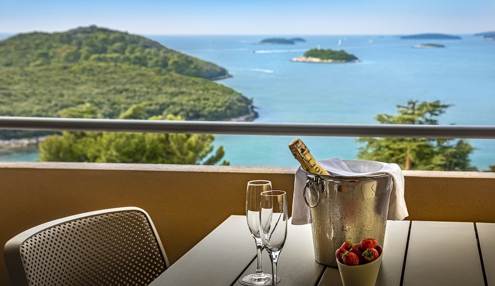 Maistra Select Belvedere Resort — Hotel rooms in Vrsar, Istria