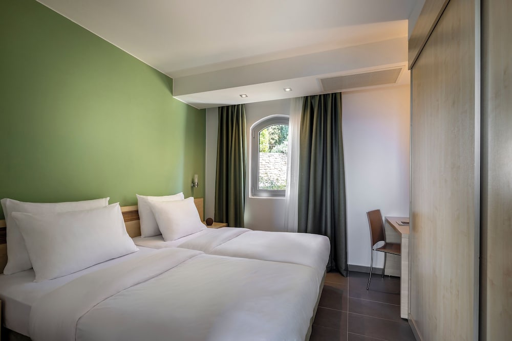 Maistra Select Belvedere Resort — Hotel rooms in Vrsar, Istria