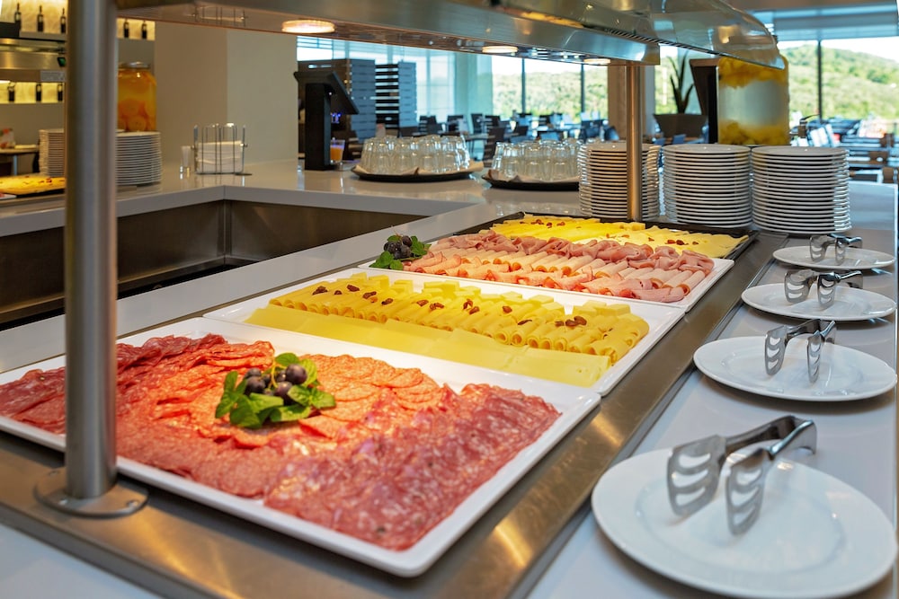 Maistra Select Belvedere Resort — Restaurant & bars in Vrsar, Istria