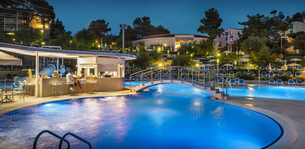 Maistra Select Belvedere Resort — Swimming pool in Vrsar, Istria